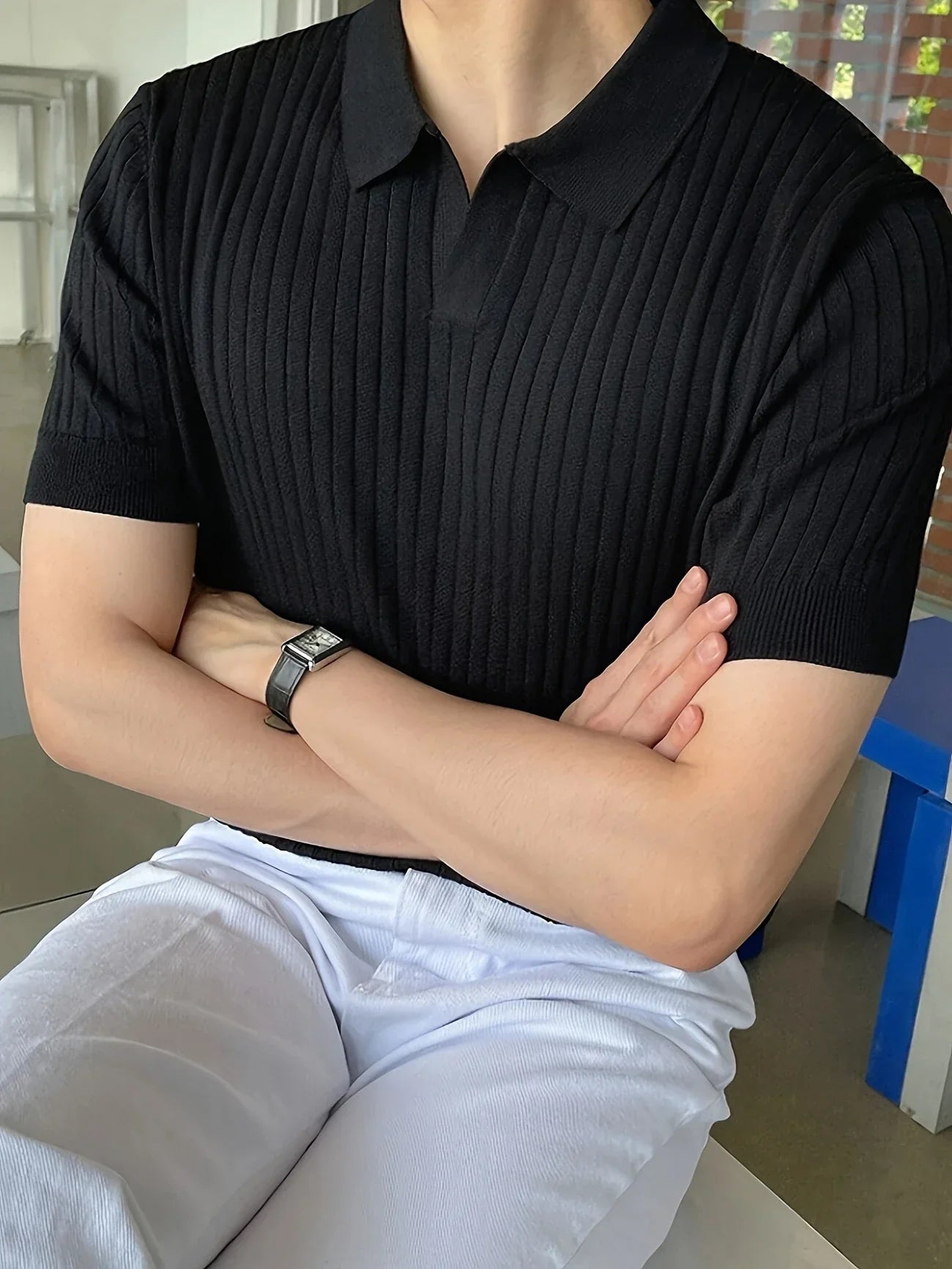 חולצת פולו קצרה וקז'ואלית של אוגסטין - סגנון נוח ואלגנטי