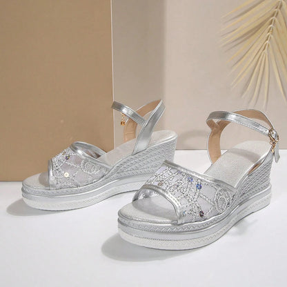 Cara - סנדלי פלטפורמה עבים ומודרניים לנוחות בלתי מתפשרת