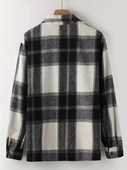 חולצת פלאנל עבה בסגנון בובי – פריט קלאסי לנוחות וסטייל