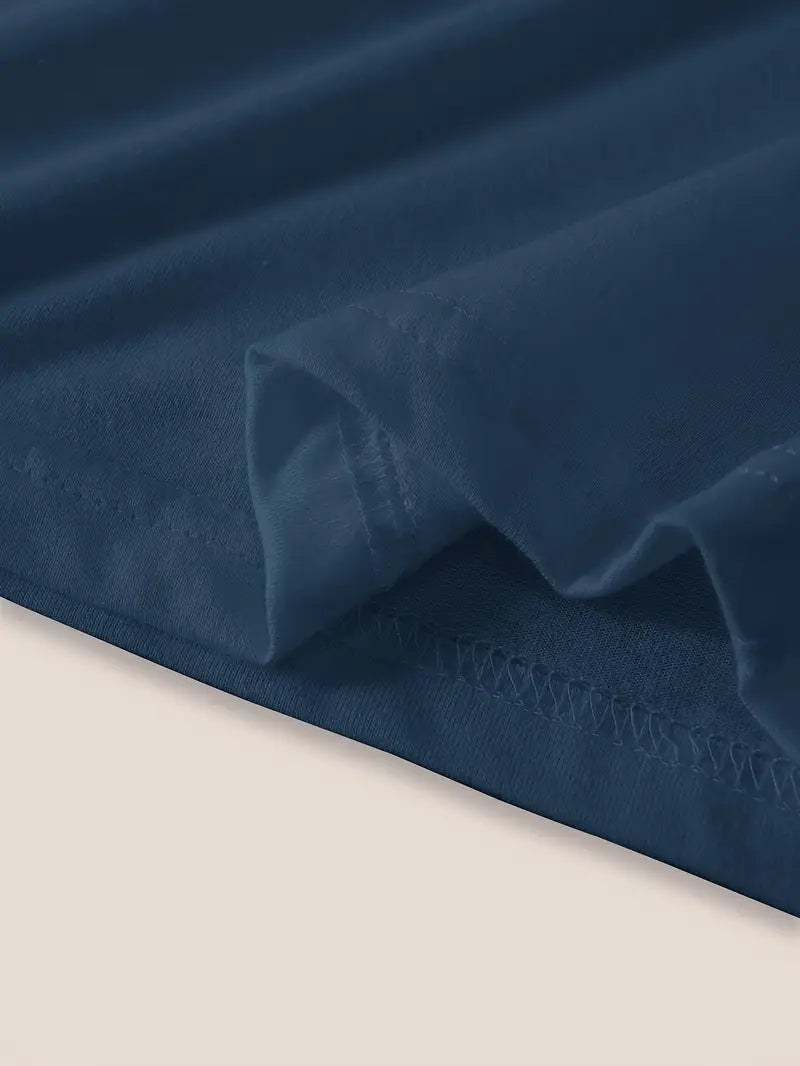 Aimilia - חולצת טי קלה ואלגנטית עם עיטור פרחוני מושך את העין