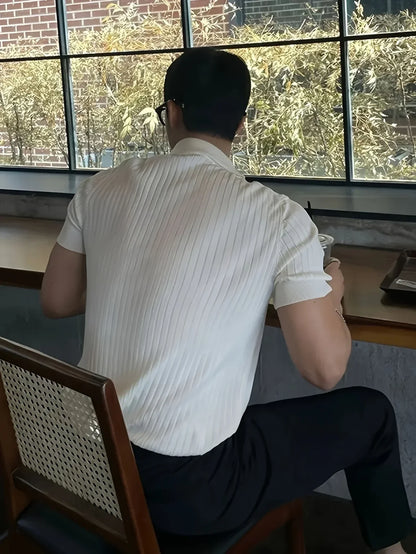 חולצת פולו קצרה וקז'ואלית של אוגסטין - סגנון נוח ואלגנטי