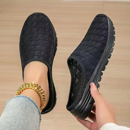 Brunilda - נעלי בית שטוחות וקלות נשימה לנוחות מרבית