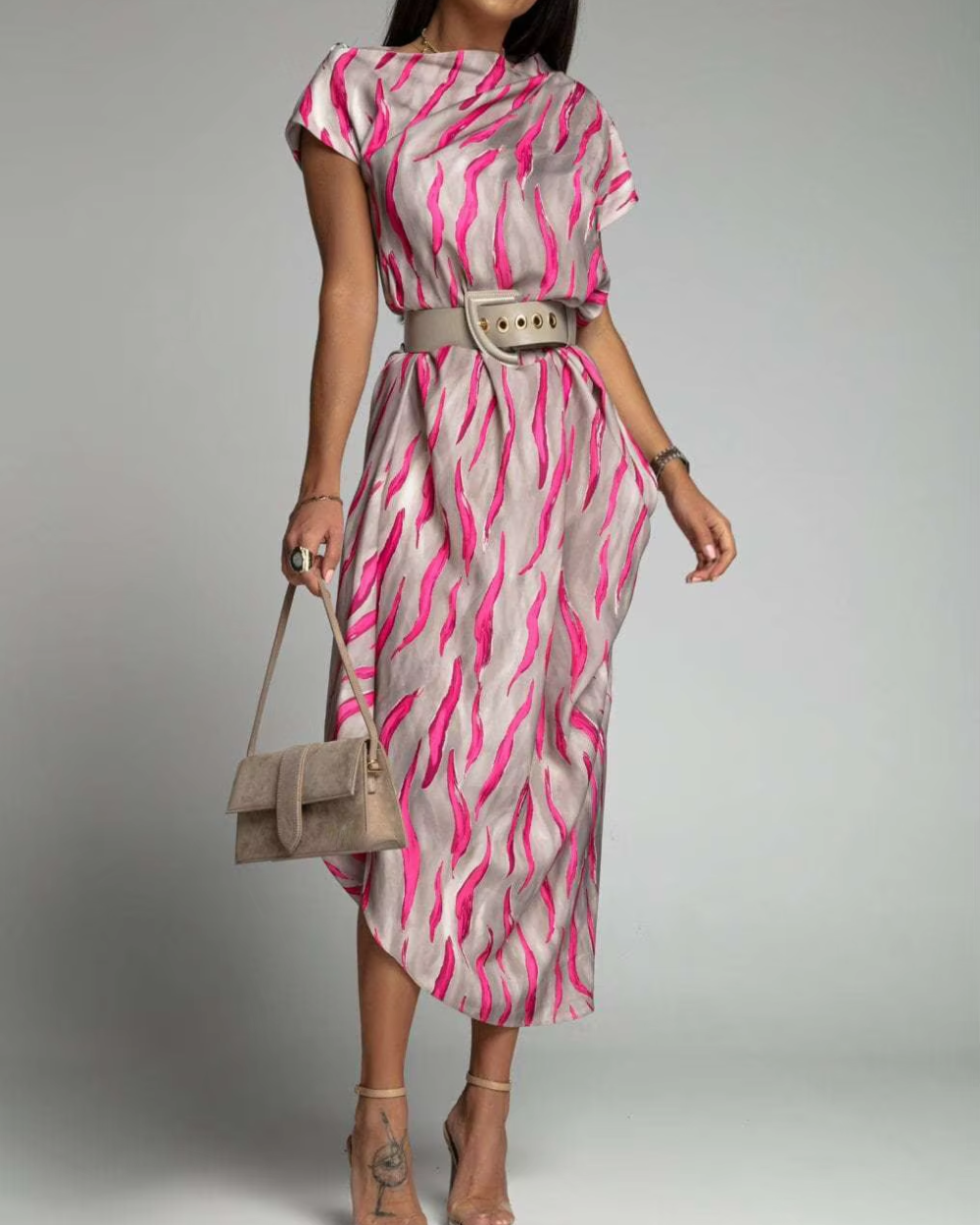 Angie - שמלה אלגנטית וסטיילית לאירועים מיוחדים