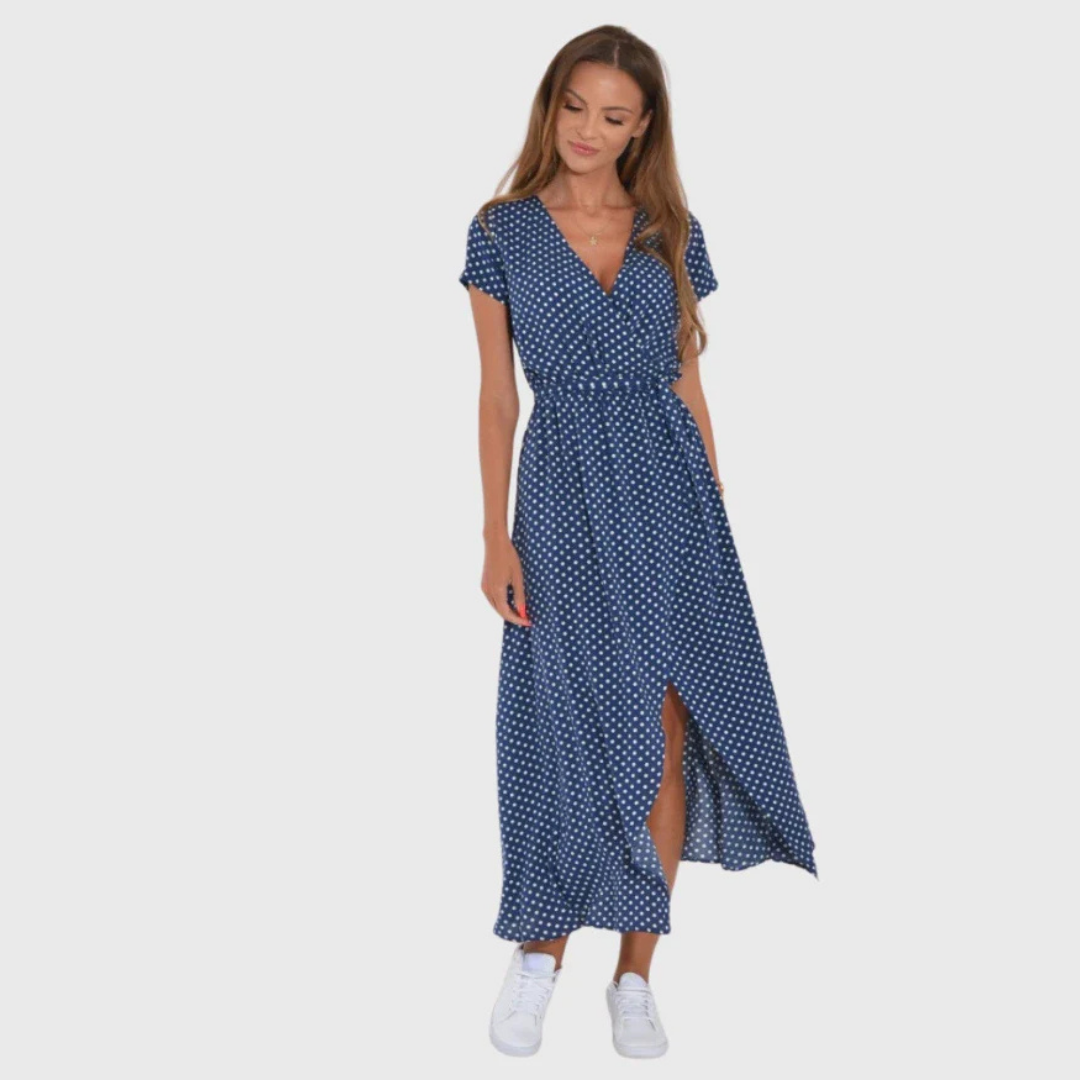 קלורינדה | שמלה תוצרת יד מעודנת בעיצוב אלגנטי