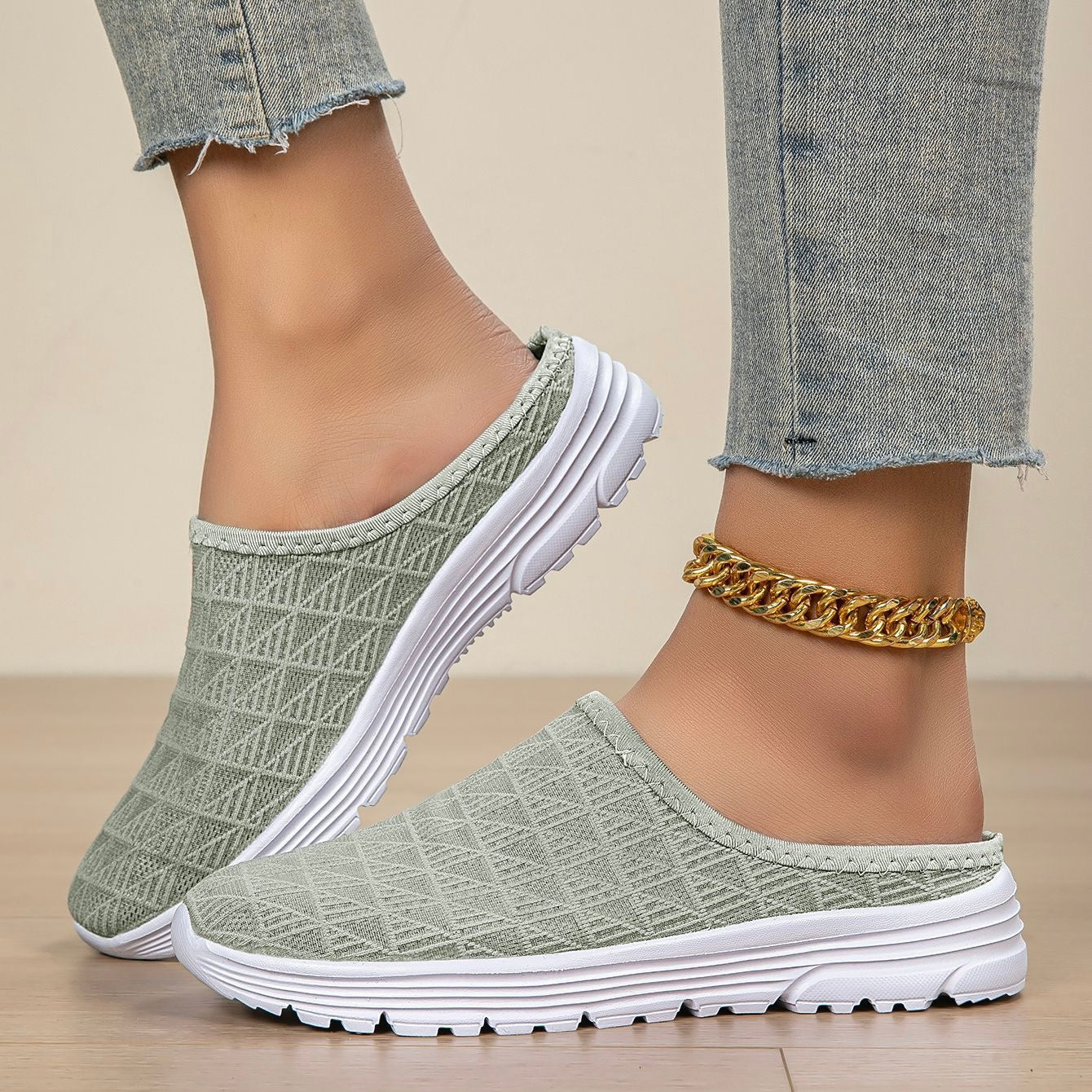 Brunilda - נעלי בית שטוחות וקלות נשימה לנוחות מרבית