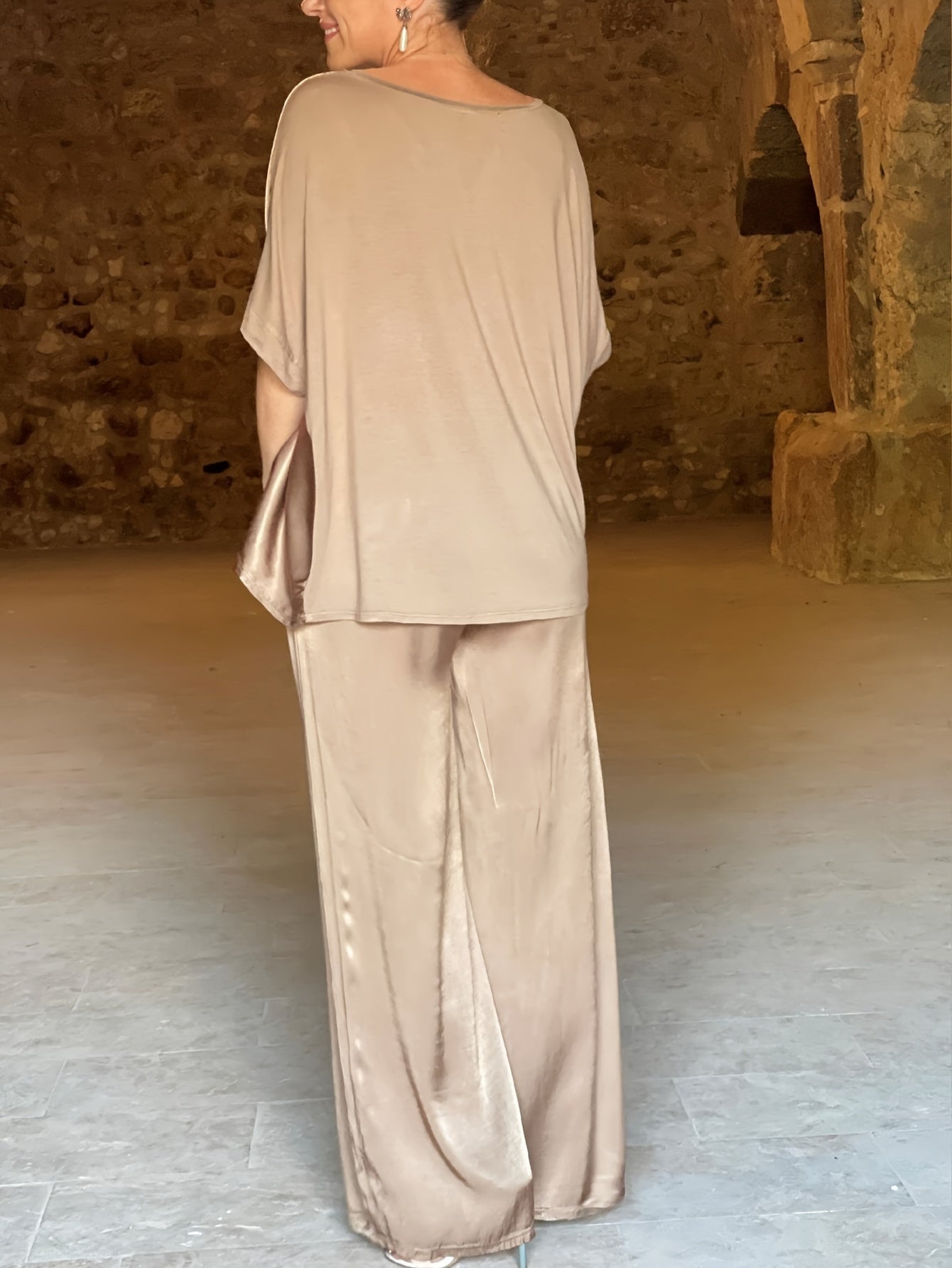 Ashlee - סט אלגנטי מרהיב עם שרוולים קצרים להופעה מושקעת