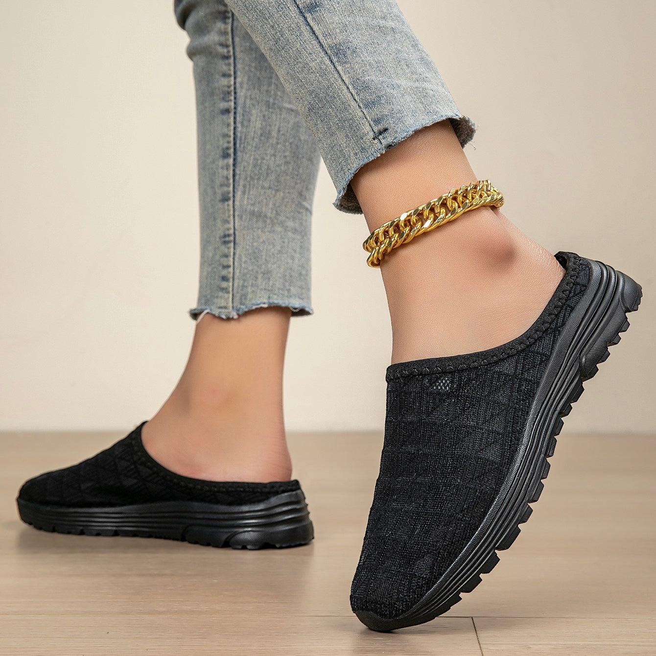 Brunilda - נעלי בית שטוחות וקלות נשימה לנוחות מרבית