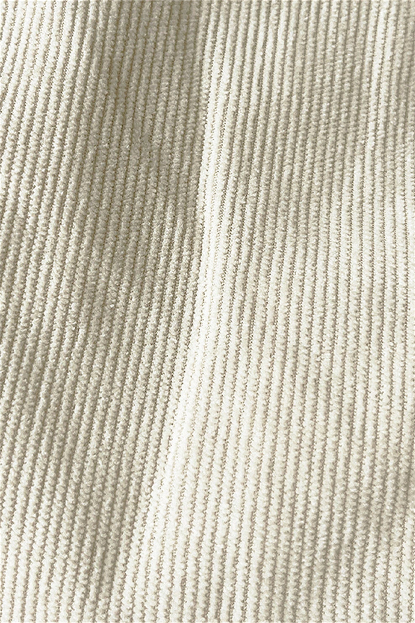 סט קיץ פרקטי ואופנתי עם חולצת קורדרוי קצרה ומכנסיים קצרים ארדיאן