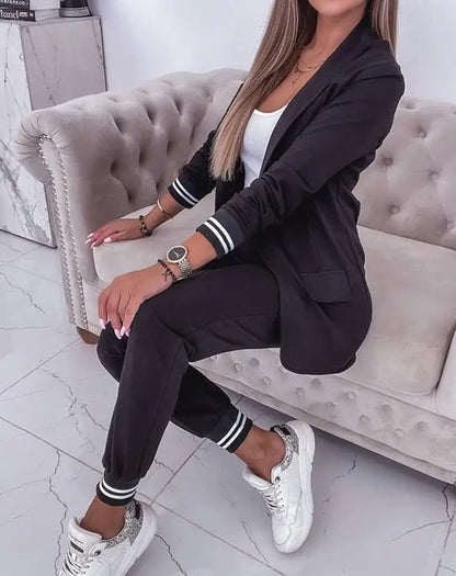 חליפת סטייל ספורט-אלגנט לנשים