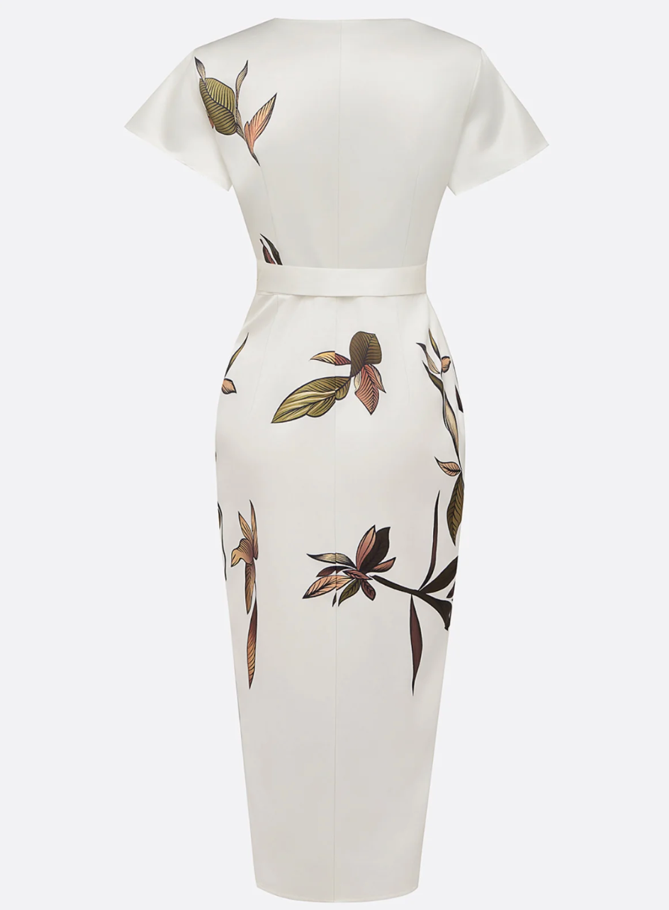 ב Beverly - שמלת סאטן לבנה אלגנטית ויוקרתית