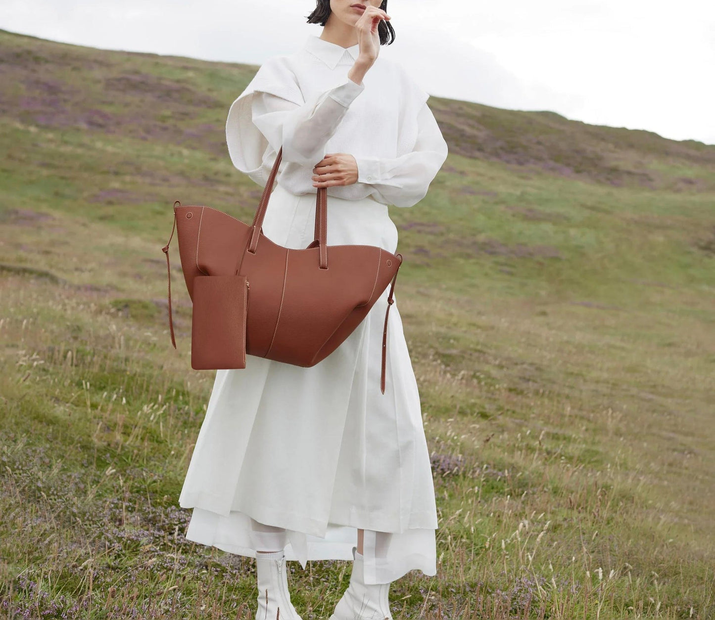 ארוצ'לי - תיק כתף מרווח בנפח גדול לאחסון מקסימלי