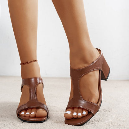 Aubree - סנדלי עור אופנתיים עם עקבים עבים לנוחות וסגנון מושלם