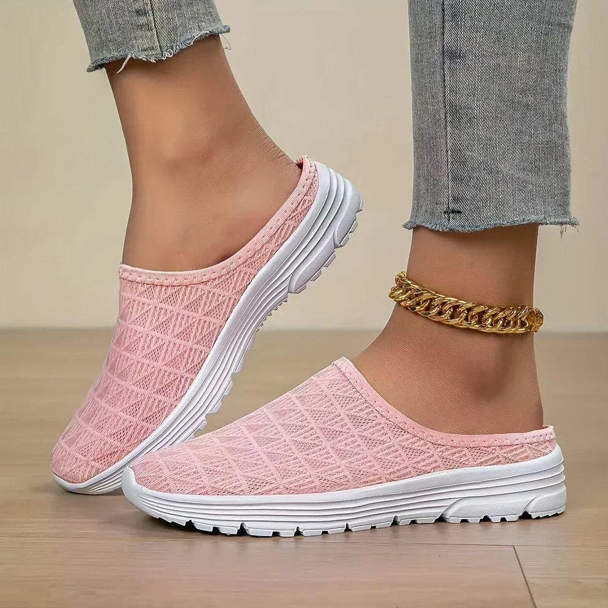 Brunilda - נעלי בית שטוחות וקלות נשימה לנוחות מרבית