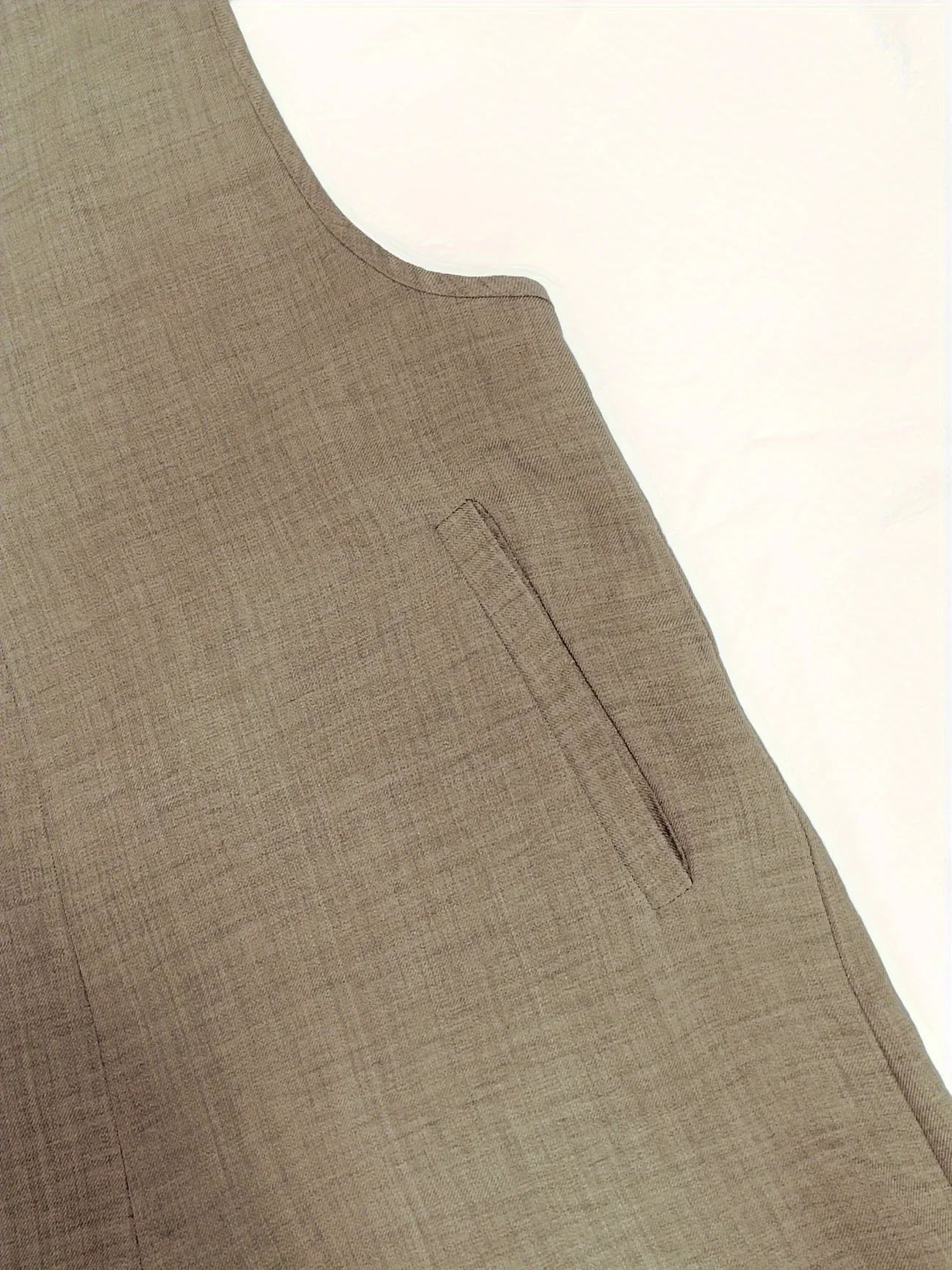 אניה - אוברול אופנתי וקליל עם כיסים לנוחות מקסימלית